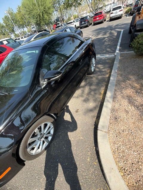 Used 2012 Volkswagen Eos Komfort FWD image 8
