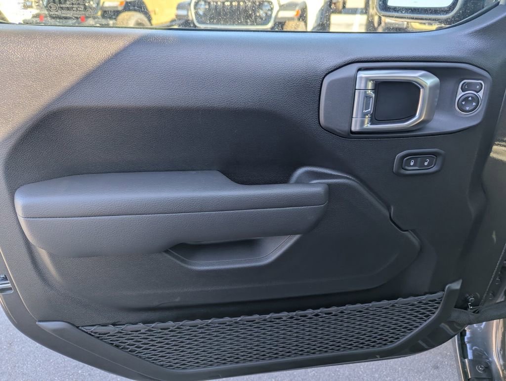 New 2026 Jeep Gladiator Sport image 14