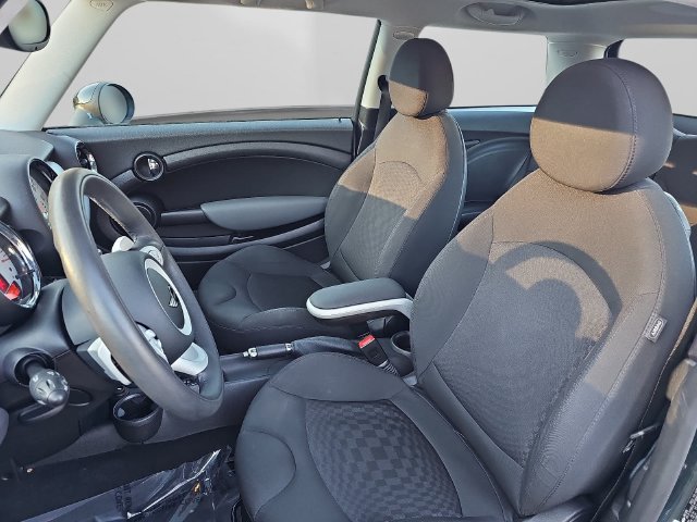 Used 2009 MINI Cooper Hardtop FWD image 15