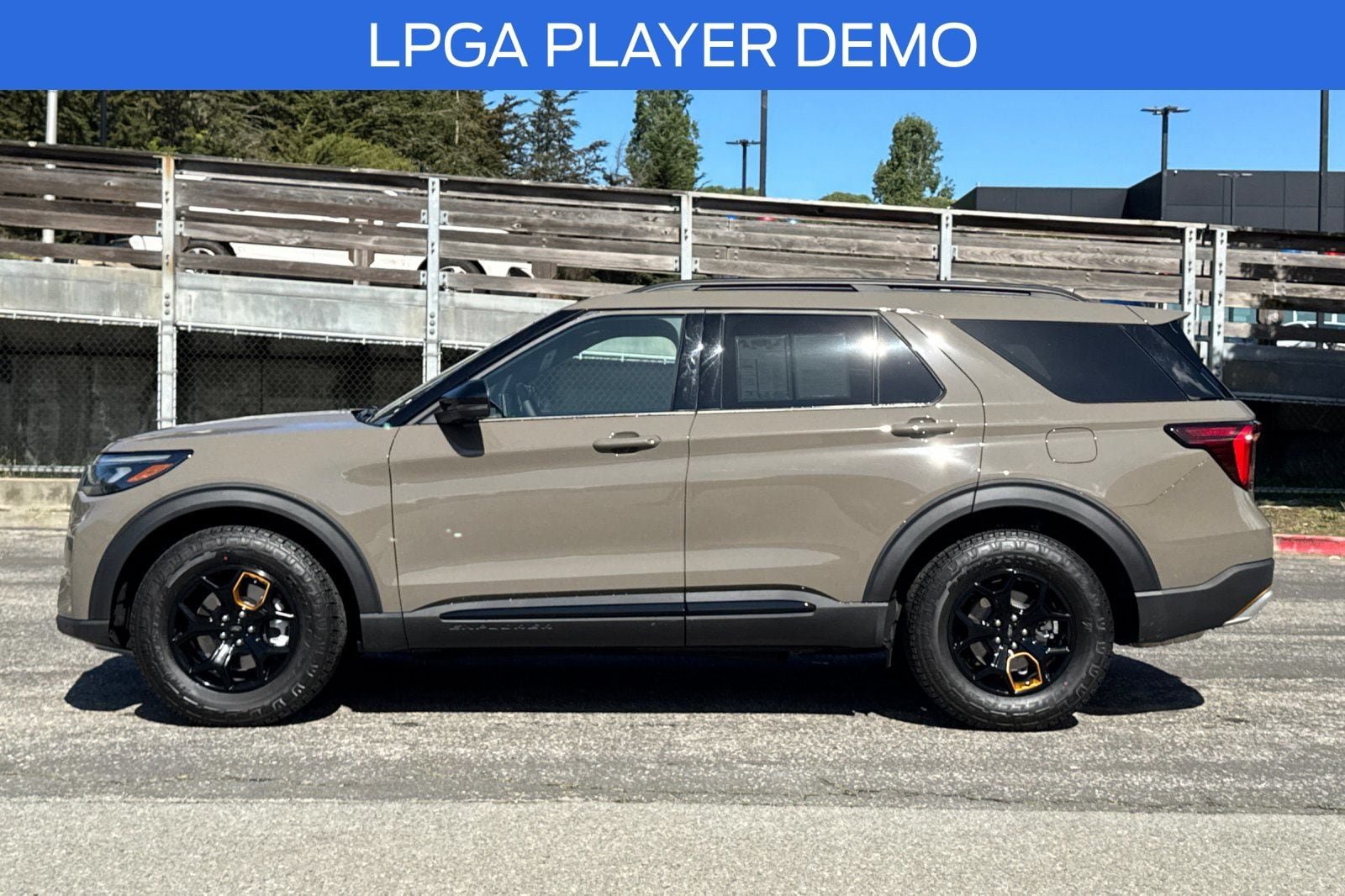 Used 2026 Ford Explorer Tremor AWD/4WD image 8