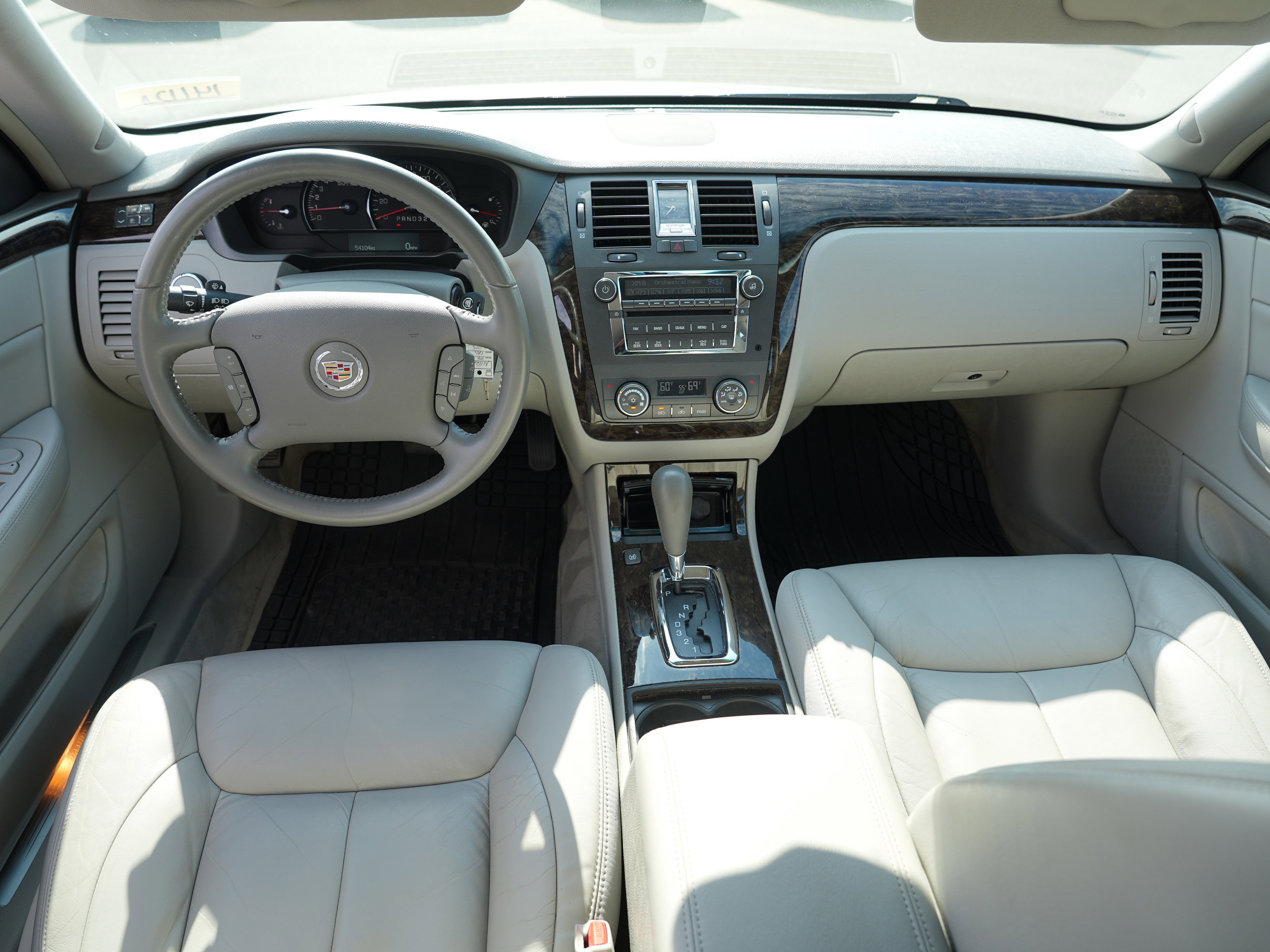 Used 2008 Cadillac DTS FWD image 25