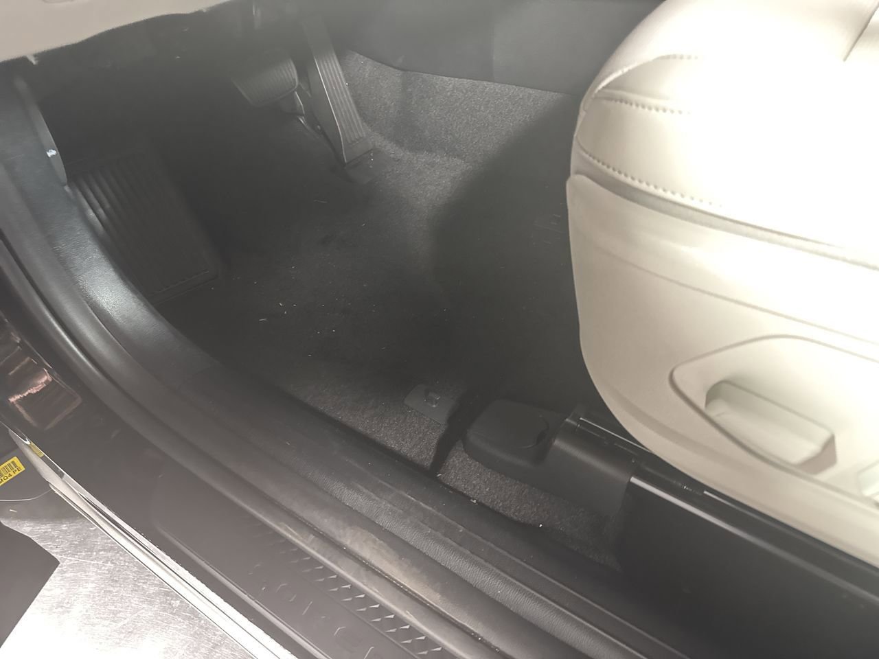 New 2025 Kia Sorento EX image 15