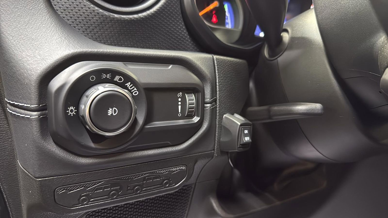 Used 2025 Jeep Wrangler Unlimited Rubicon 392 image 18