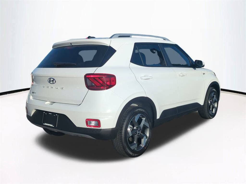 New 2026 Hyundai Venue SEL image 5