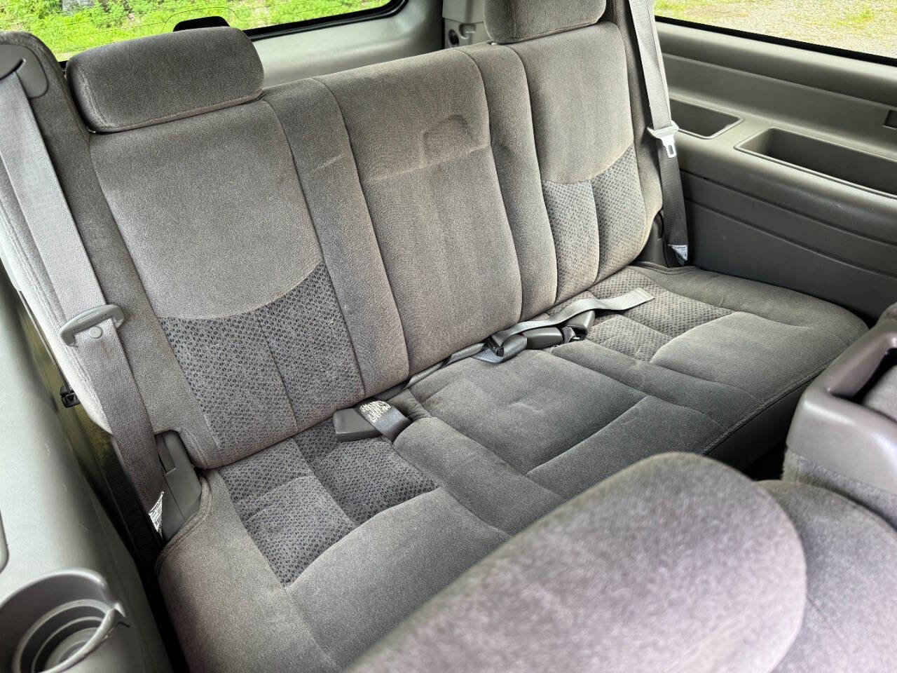 Used 2006 Chevrolet Suburban LS w/ Smart Select Package image 14