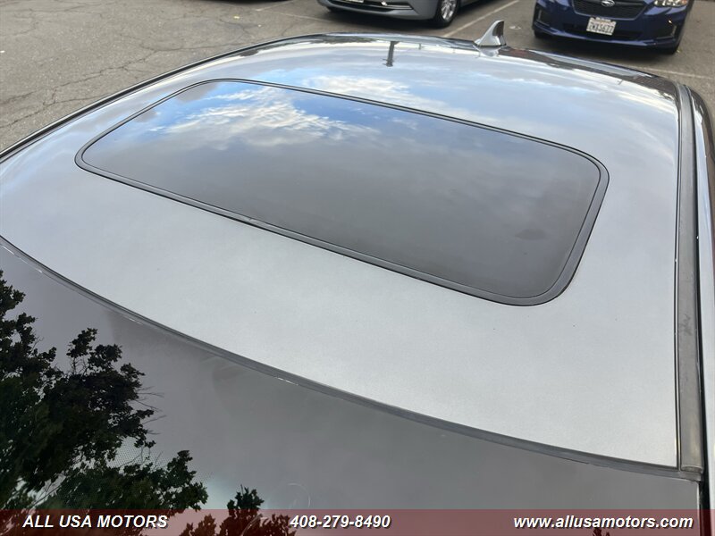 Used 2013 Acura ILX w/ Technology Package FWD image 10