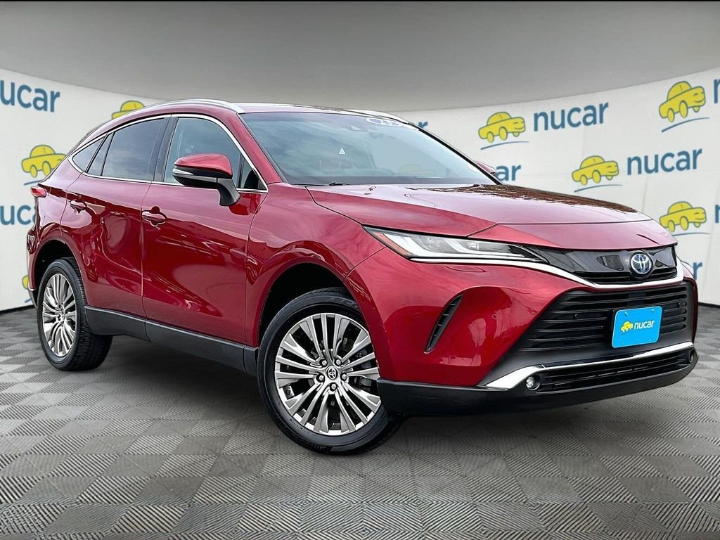 Used 2023 Toyota Venza XLE