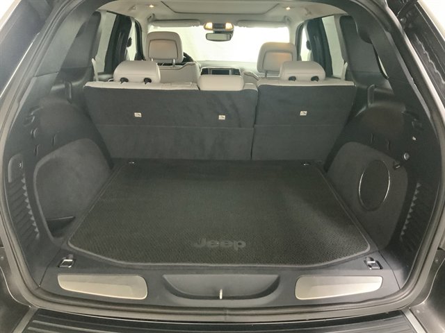 Used 2018 Jeep Grand Cherokee Summit AWD/4WD image 7