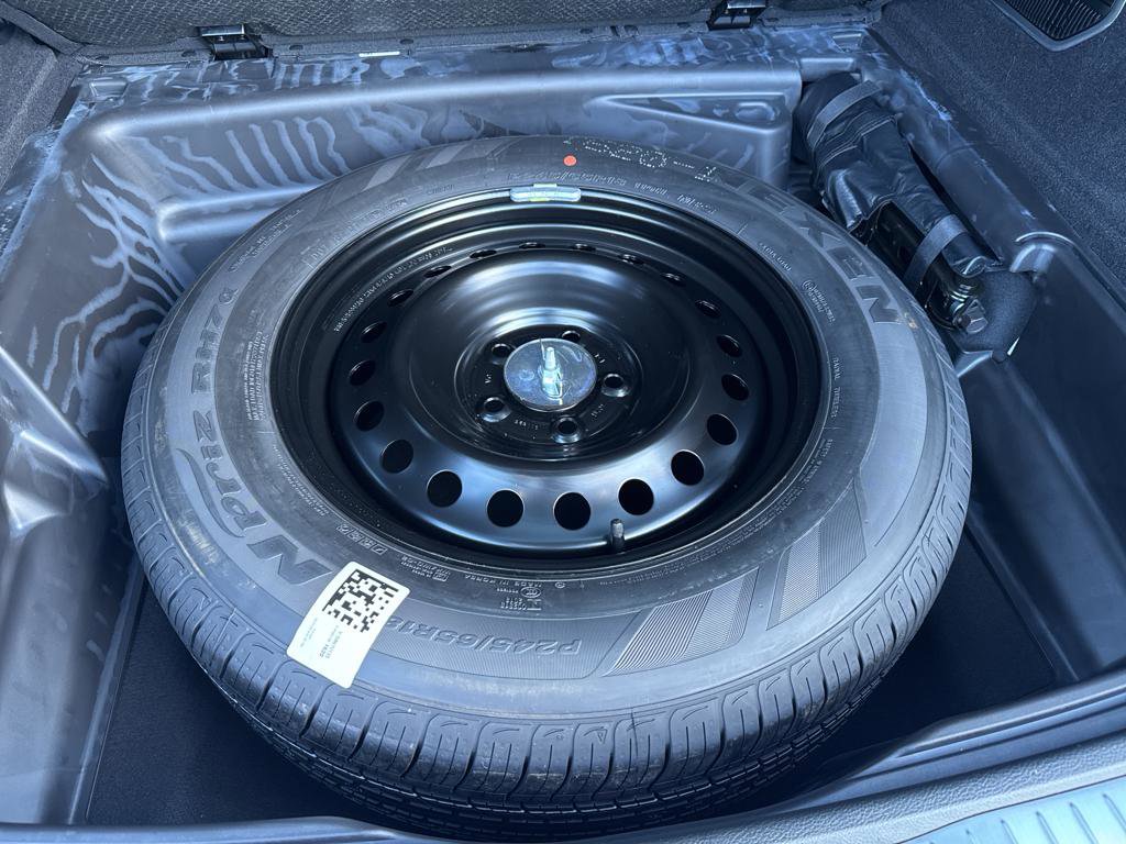 Certified 2025 Jeep Grand Cherokee Summit w/ Adv Protech Group IV image 12