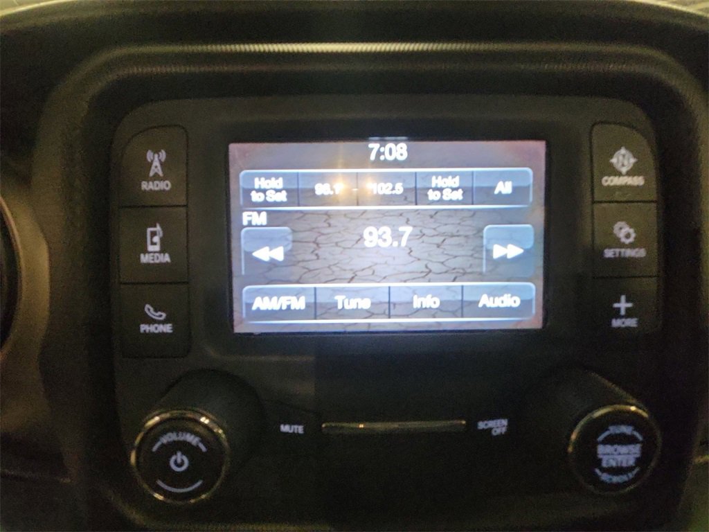 Used 2019 Jeep Wrangler Unlimited Sport image 17