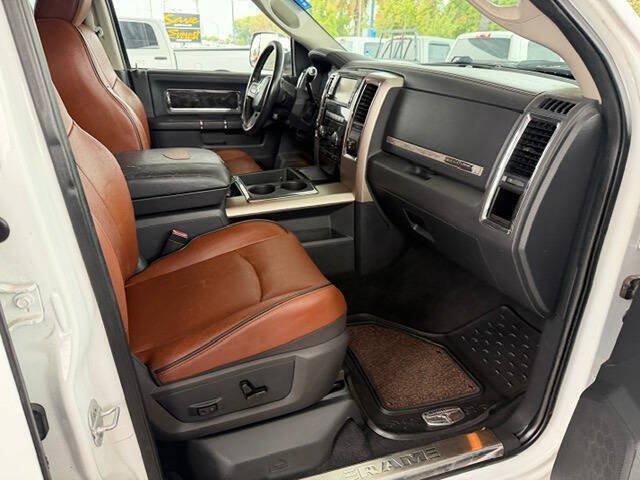 Used 2011 RAM 2500 Longhorn w/ HD Snow Plow Prep Group AWD/4WD image 19