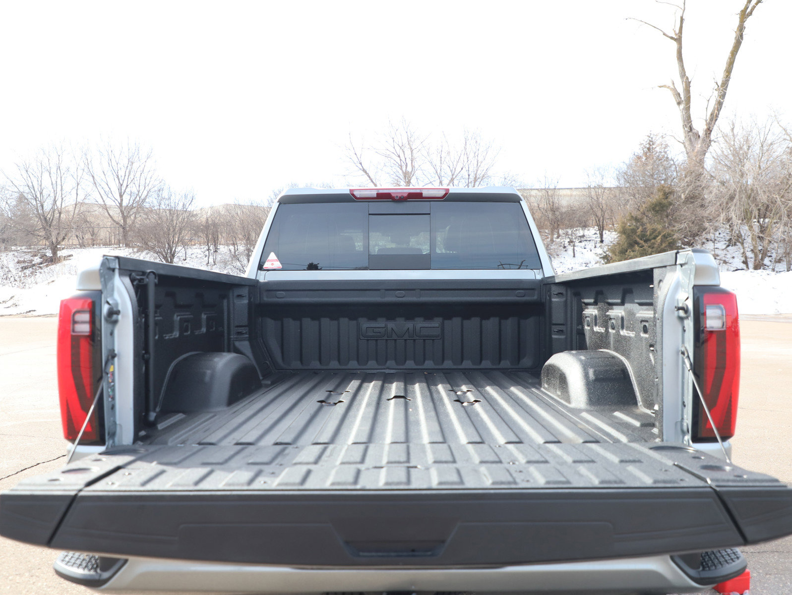 Used 2025 GMC Sierra 2500 Denali Ultimate image 16