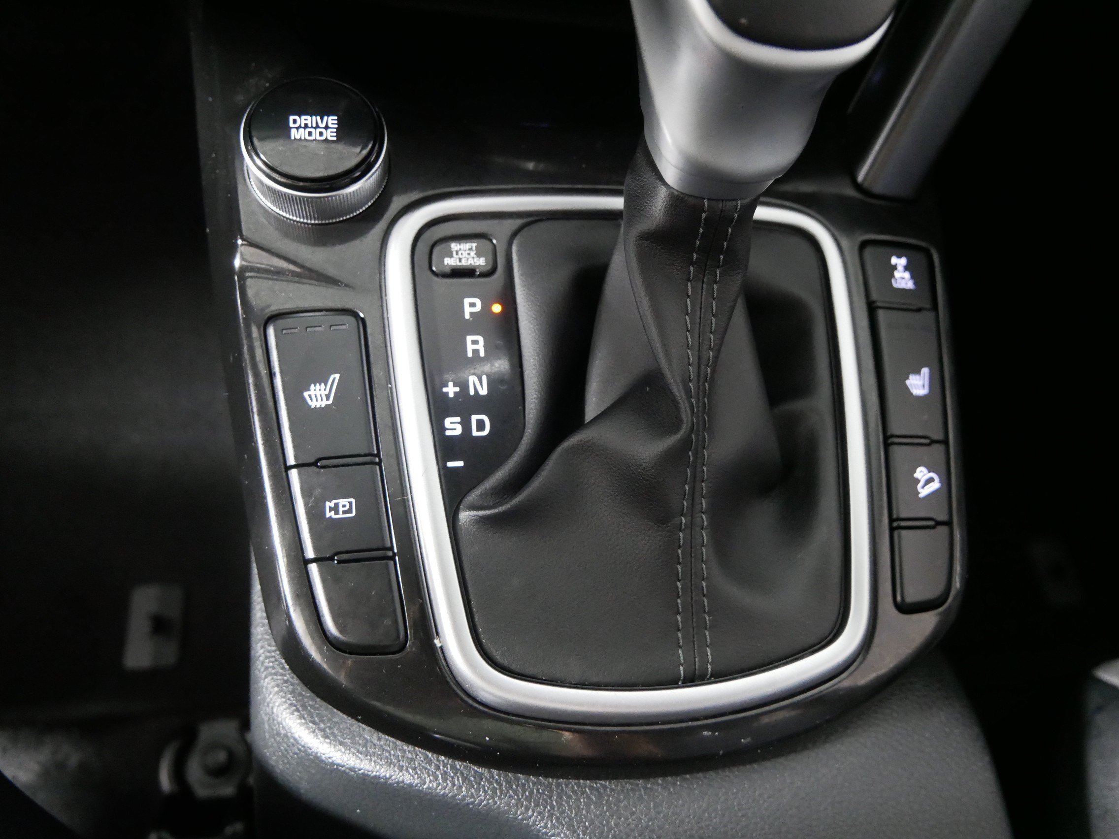 Used 2024 Kia Seltos S AWD/4WD image 30