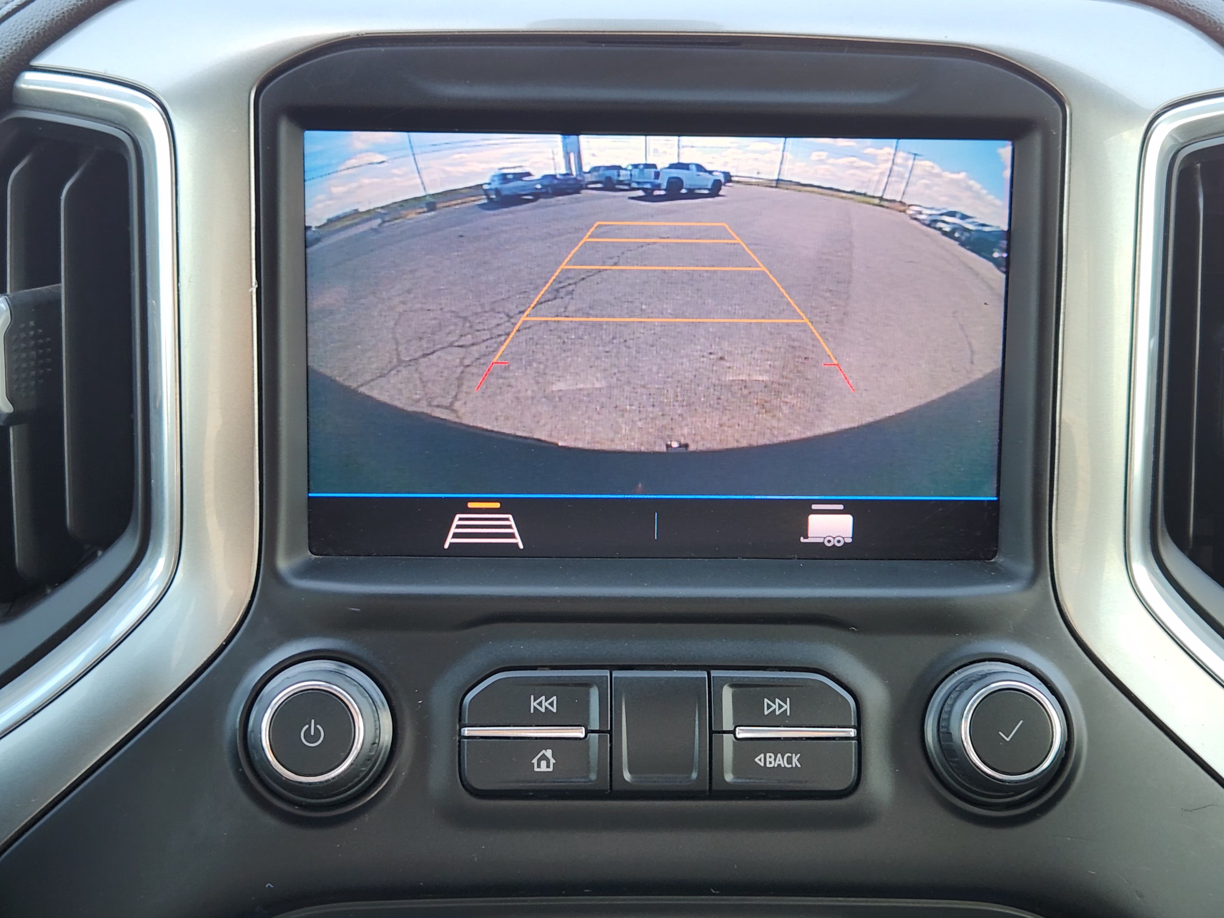 Used 2019 Chevrolet Silverado 1500 LT w/ Texas Edition RWD image 19