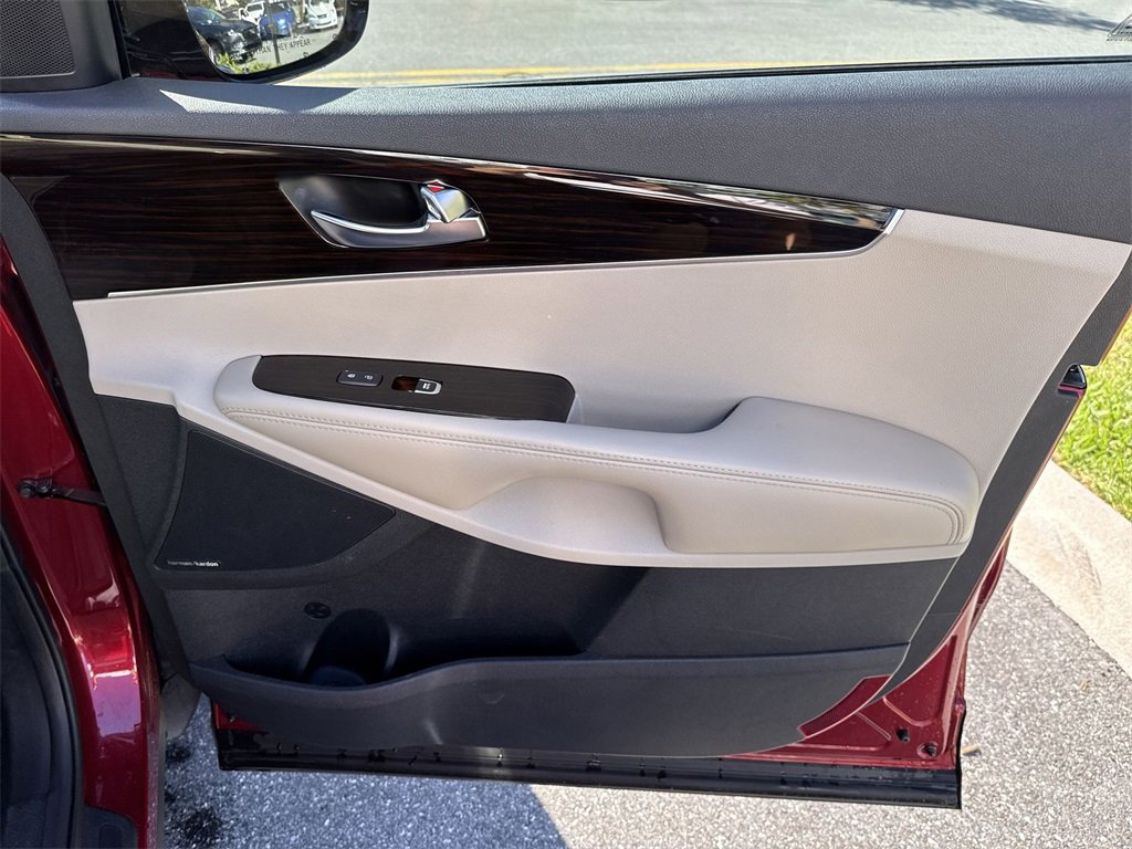 Used 2019 Kia Sorento EX w/ EX Touring Package image 44
