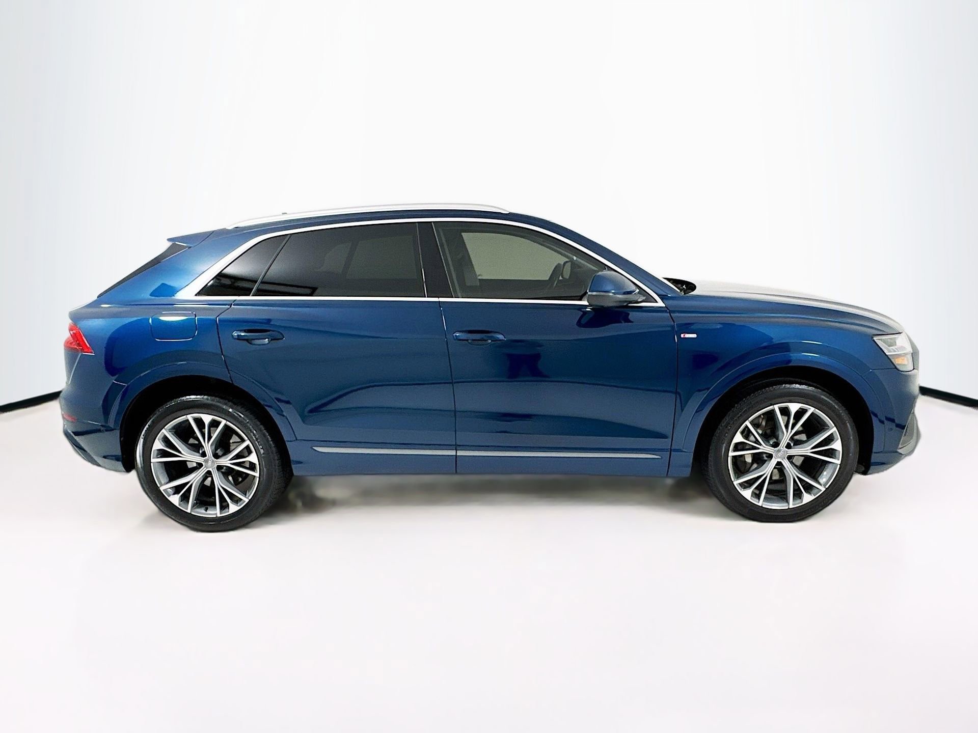 Used 2020 Audi Q8 Premium Plus w/ Premium Plus Package image 9