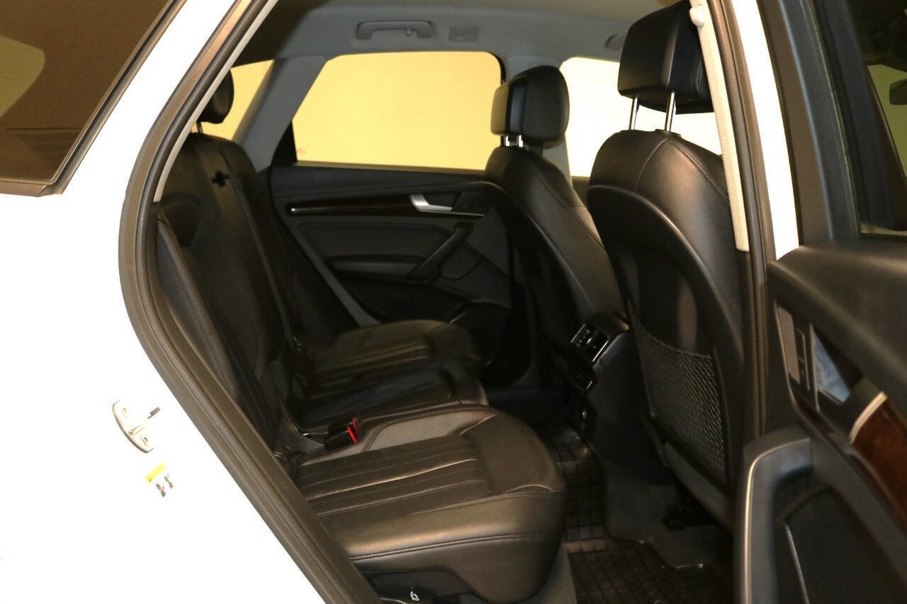 Used 2018 Audi Q5 2.0T Premium image 19