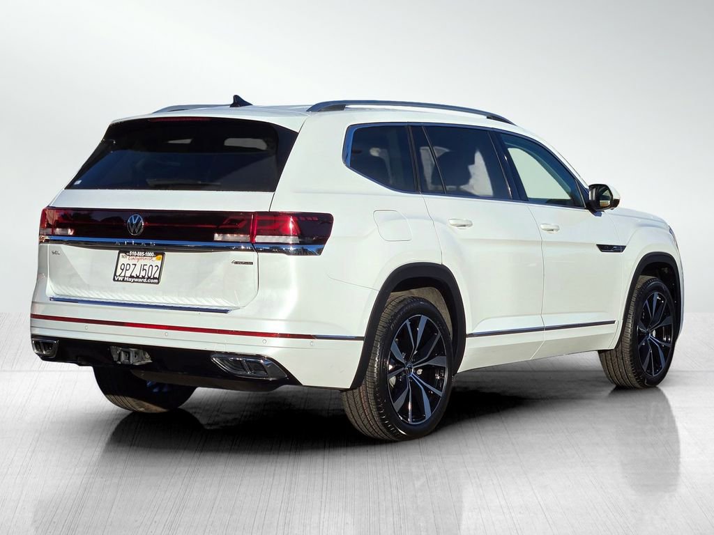 Used 2025 Volkswagen Atlas SEL Premium R-Line image 4