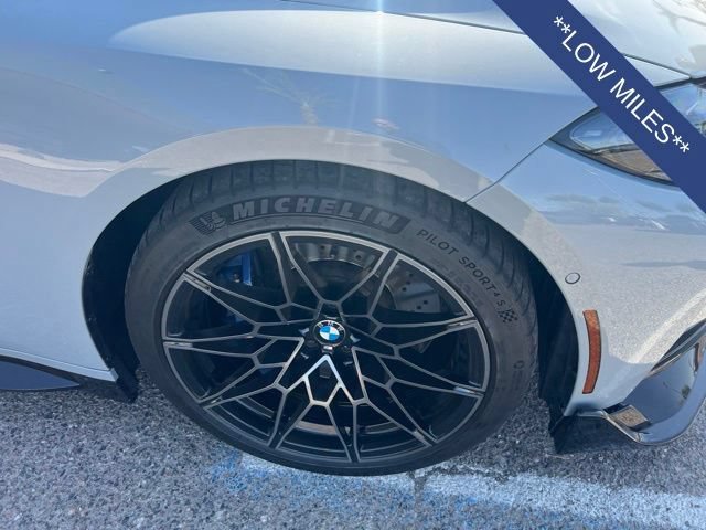 Used 2022 BMW M4 xDrive Competition w/ M Carbon Exterior Package AWD/4WD image 5