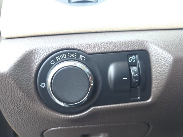 Used 2013 Chevrolet Cruze LT image 11