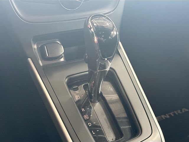 Used 2019 Nissan Sentra SV FWD image 16