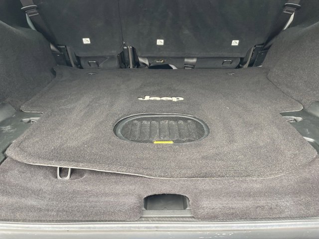 Used 2017 Jeep Wrangler Unlimited Sahara w/ Dual Top Group image 10