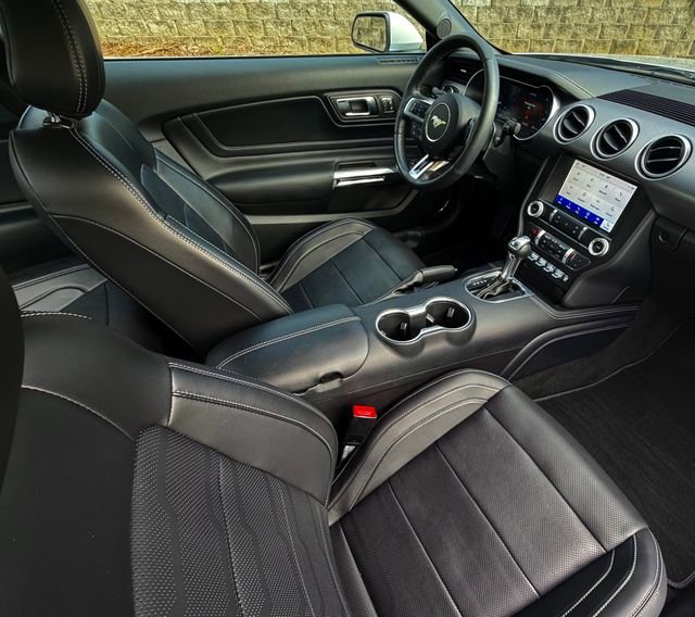 Used 2019 Ford Mustang Premium w/ Equipment Group 201A RWD image 10