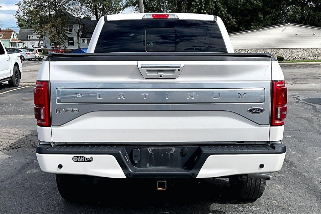 Used 2016 Ford F150 Platinum w/ Equipment Group 701A Luxury AWD/4WD image 8