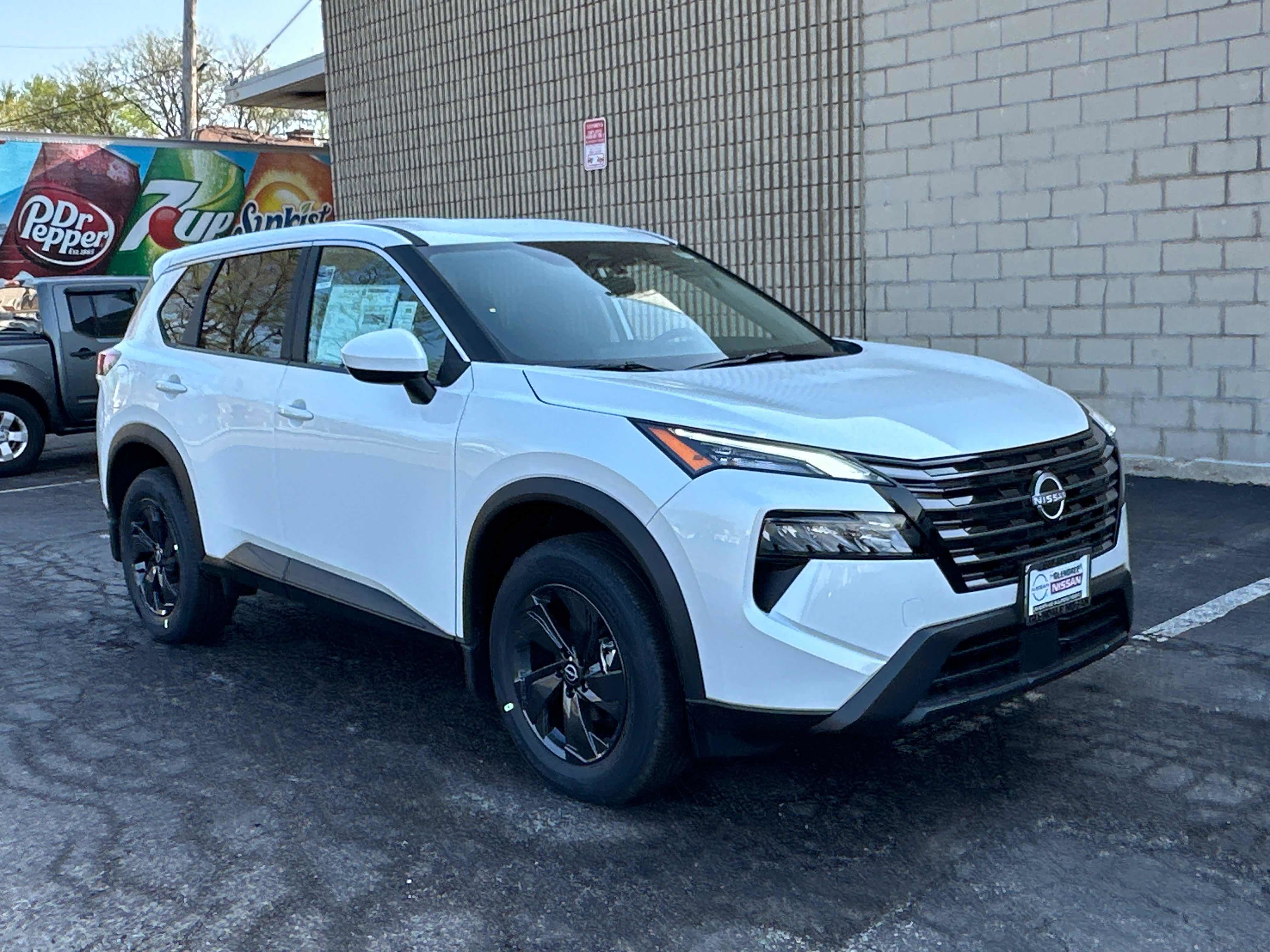 New 2026 Nissan Rogue SV AWD/4WD image 3