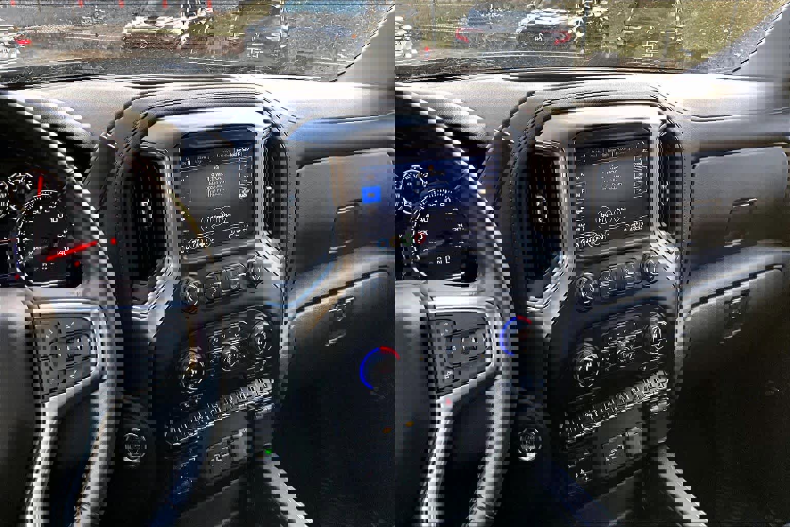 Used 2021 Chevrolet Silverado 1500 LT Trail Boss w/ Convenience Package II image 6