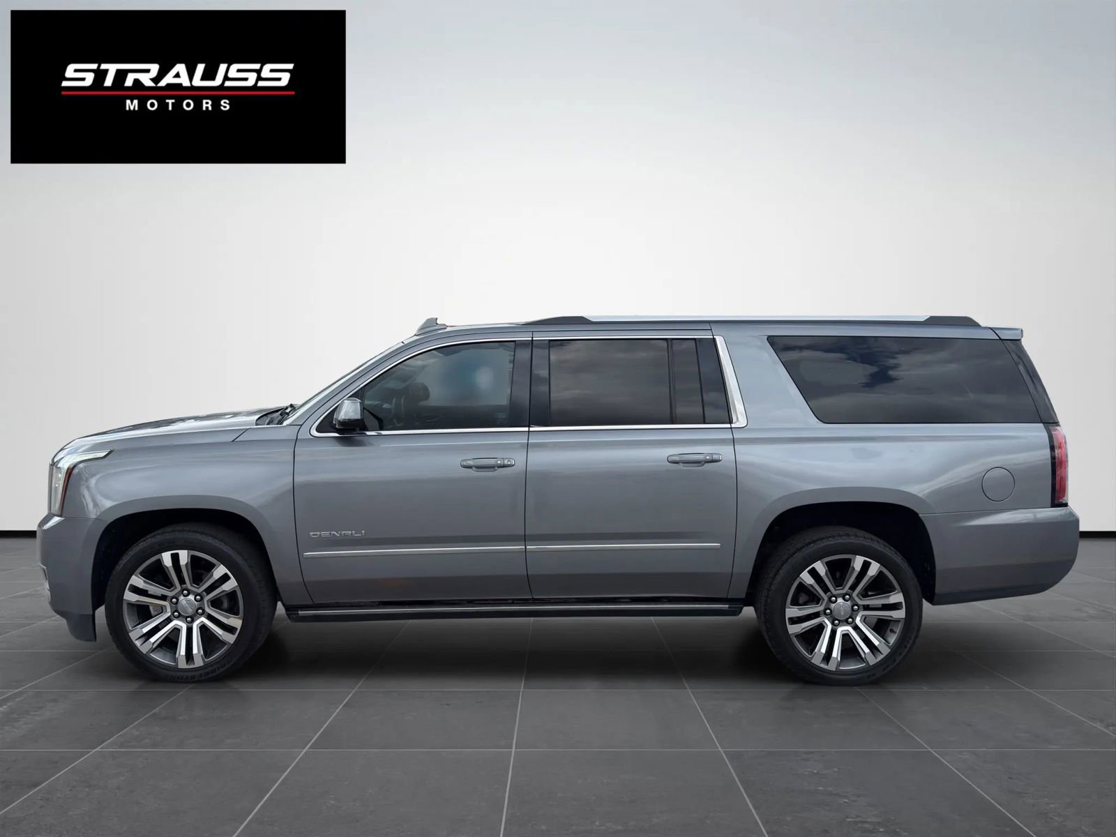 Used 2018 GMC Yukon XL Denali w/ Denali Ultimate Package image 5