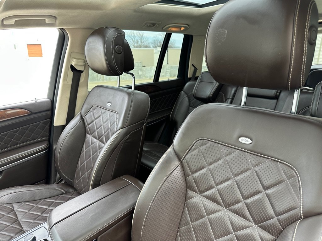 Used 2019 Mercedes-Benz GLS 550 4MATIC image 12