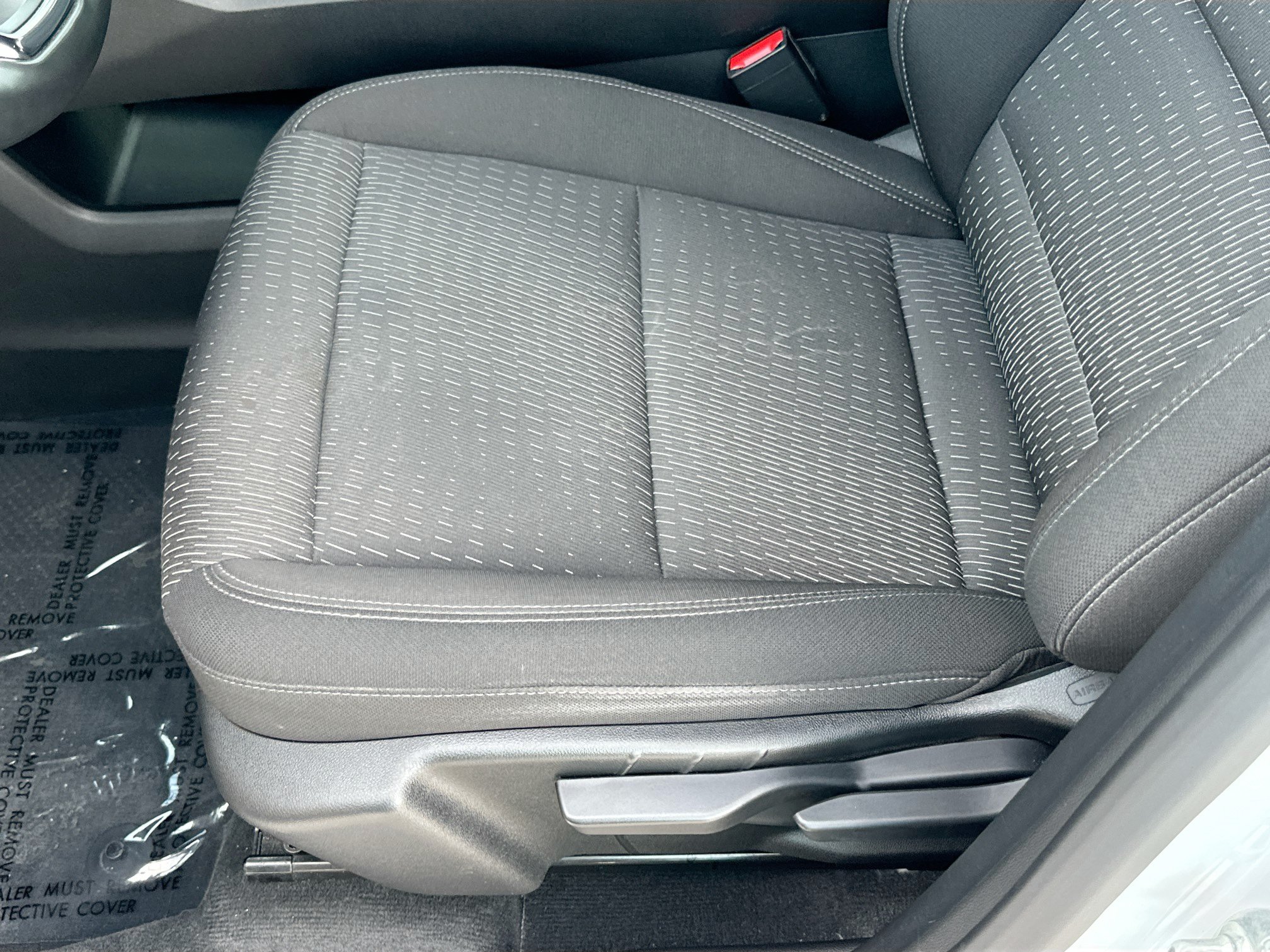 Used 2025 Chevrolet Equinox LT FWD image 19