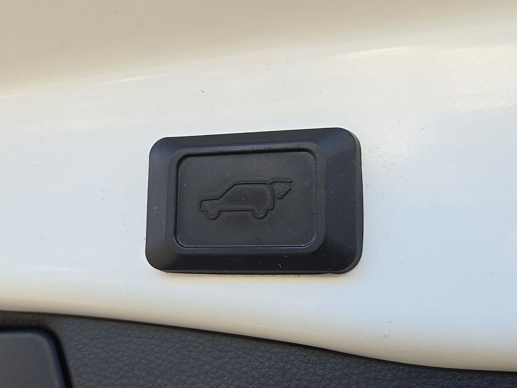 Used 2019 Toyota RAV4 XLE w/ Convenience Package AWD/4WD image 31