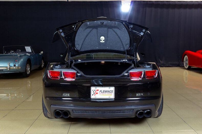 Used 2013 Chevrolet Camaro ZL1 RWD image 15