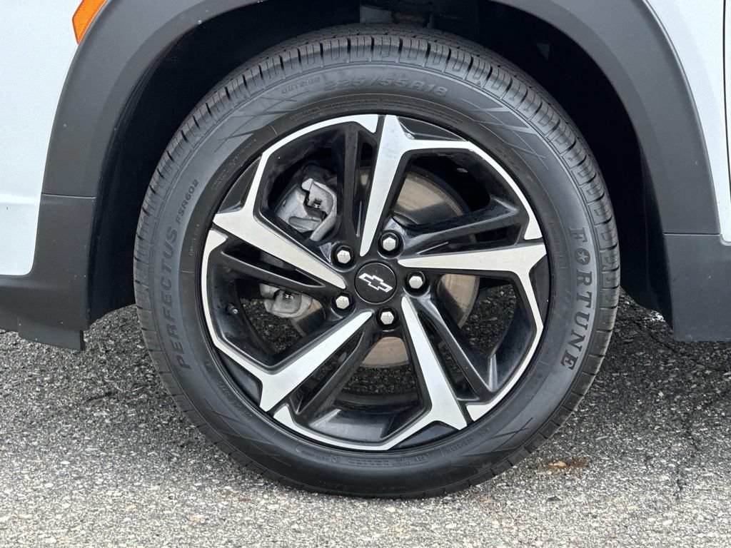 Used 2022 Chevrolet TrailBlazer RS AWD/4WD image 27