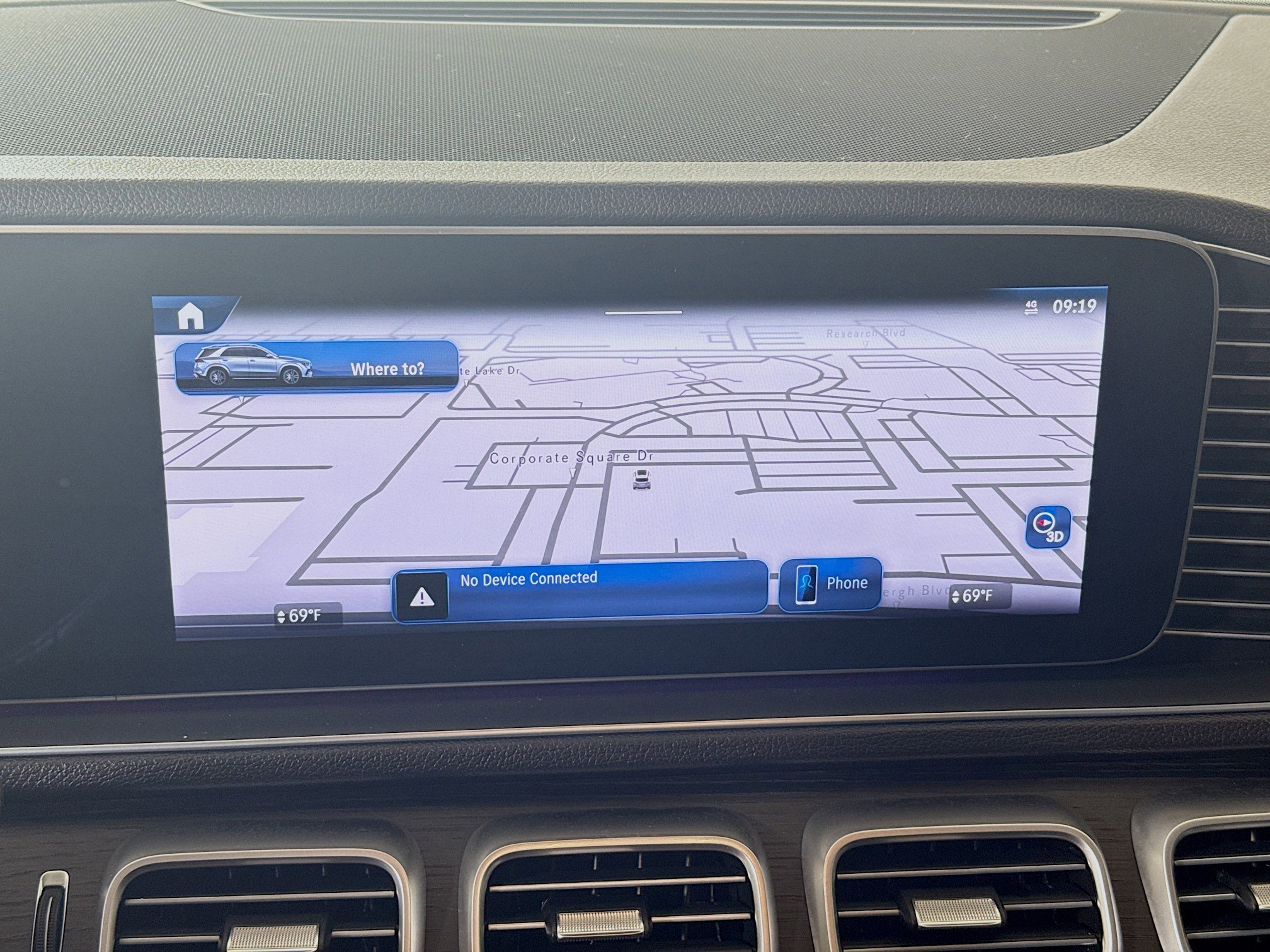 Used 2024 Mercedes-Benz GLE 350 4MATIC image 16