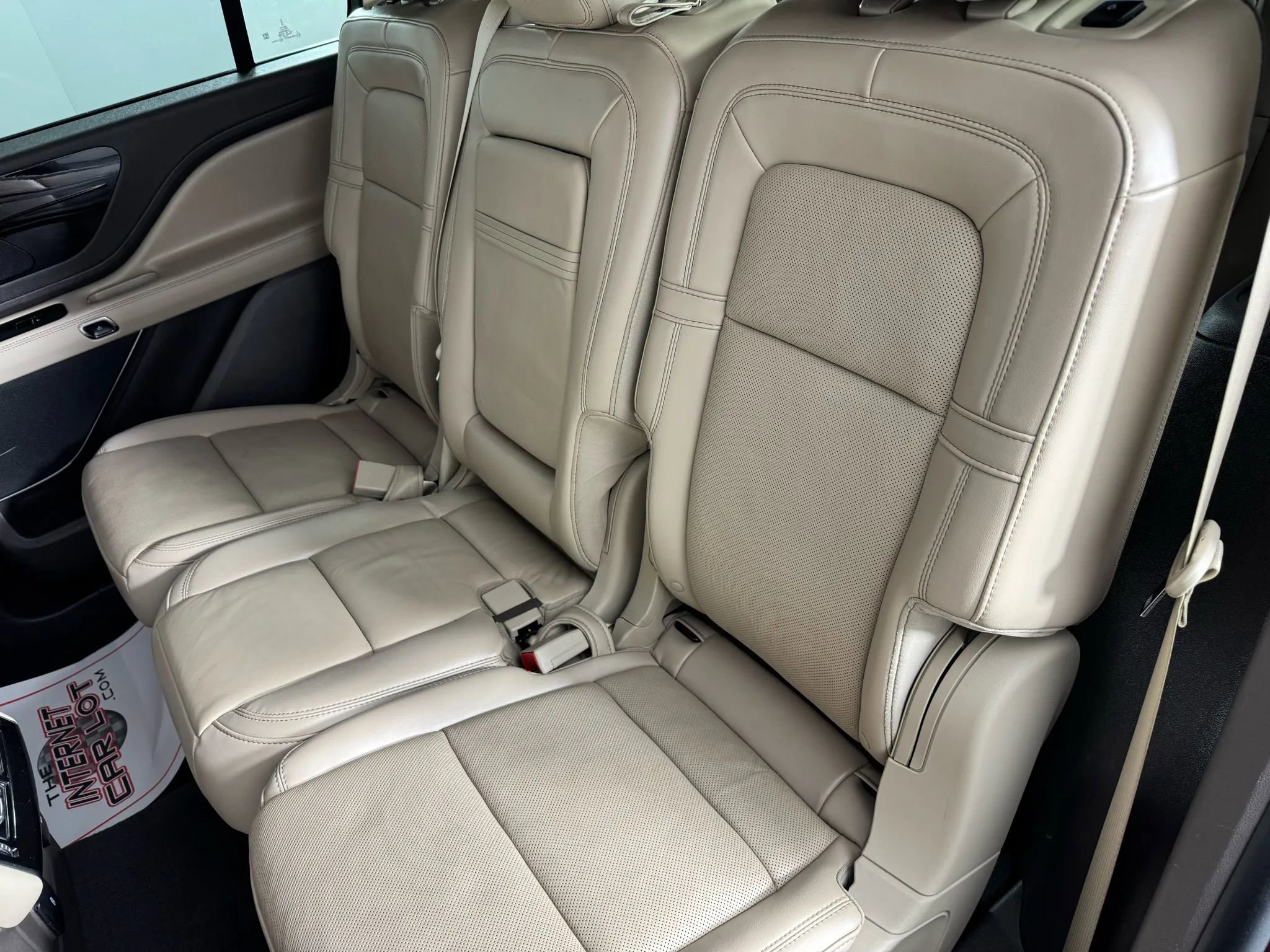 Used 2022 Lincoln Aviator Reserve w/ Elements Package Plus image 38