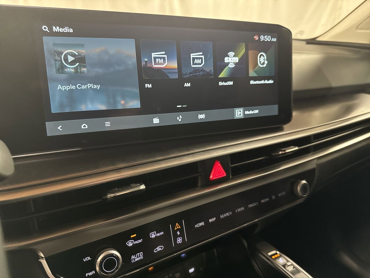 New 2026 Kia Sorento S image 21