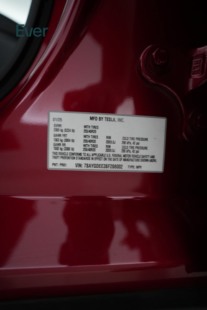 Used 2025 Tesla Model Y Long Range AWD/4WD image 29
