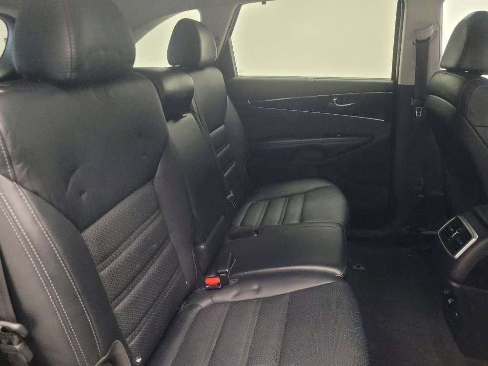 Used 2018 Kia Sorento EX w/ EX Advanced Touring Package image 19