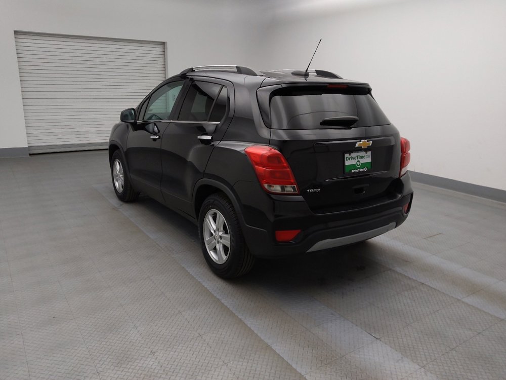 Used 2020 Chevrolet Trax LT w/ LT Convenience Package image 5