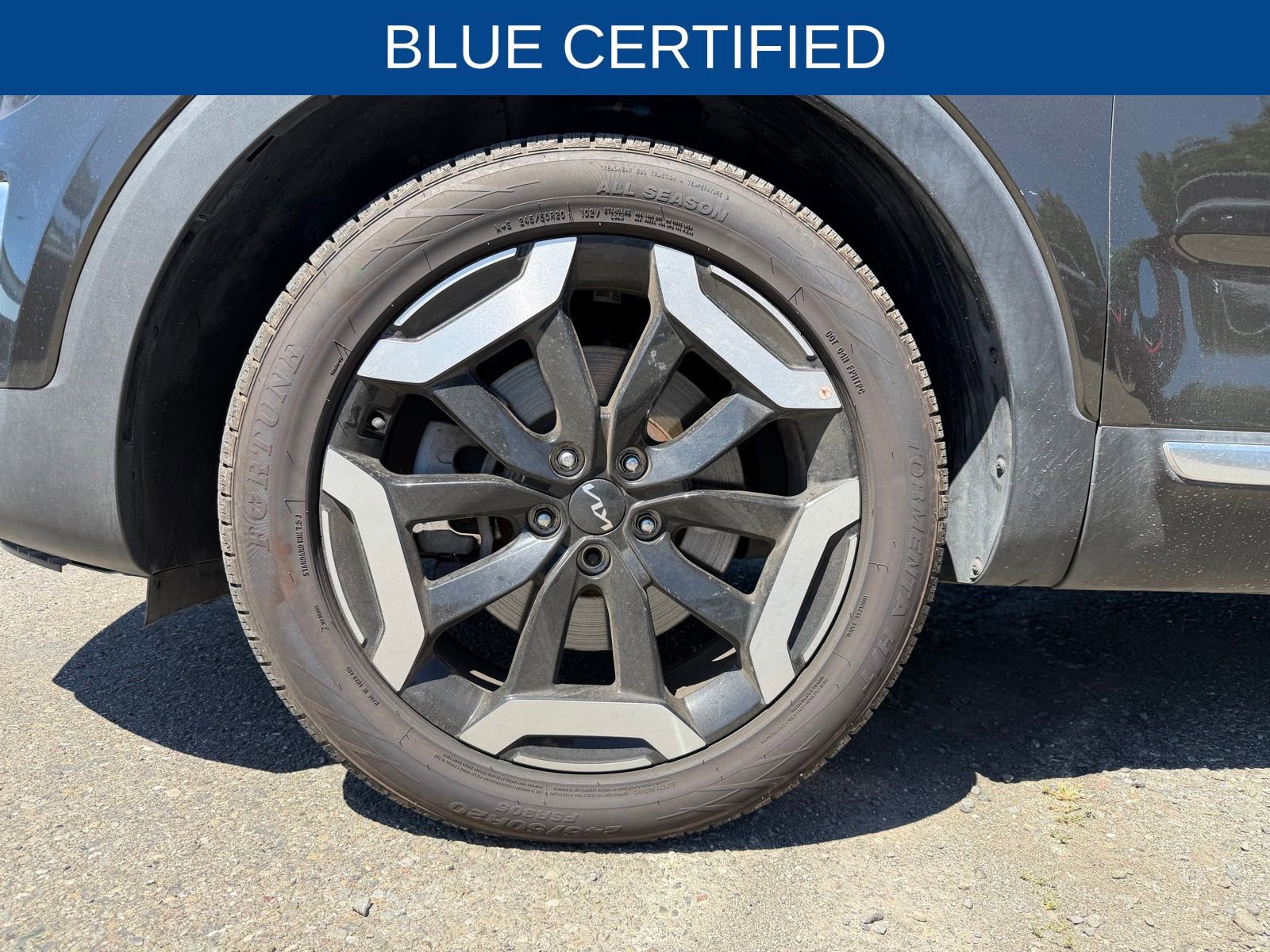 Used 2022 Kia Telluride SX w/ Towing Package image 9