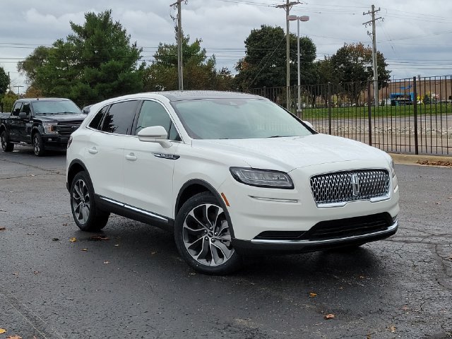 Certified 2022 Lincoln Nautilus Reserve AWD/4WD image 30