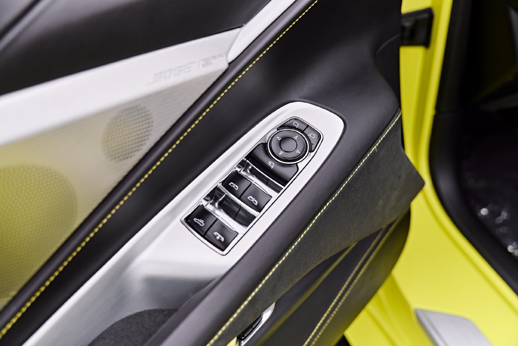 Used 2022 Chevrolet Corvette Stingray Premium Conv w/ Z51 Performance Package RWD image 49