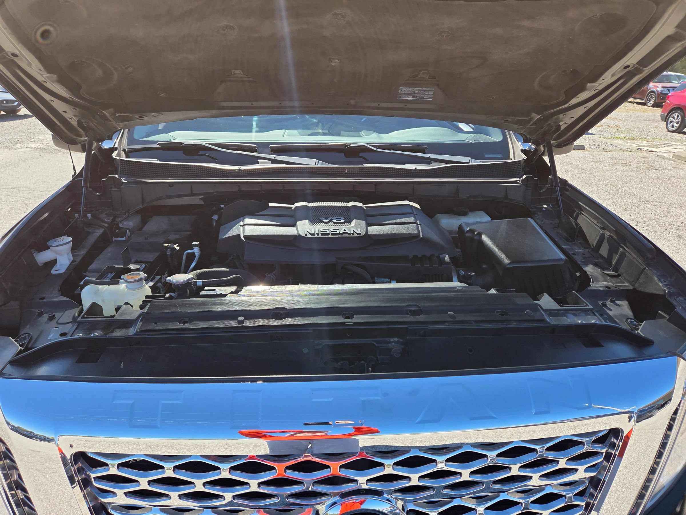 Used 2018 Nissan Titan SL w/ Texas Titan Edition AWD/4WD image 26