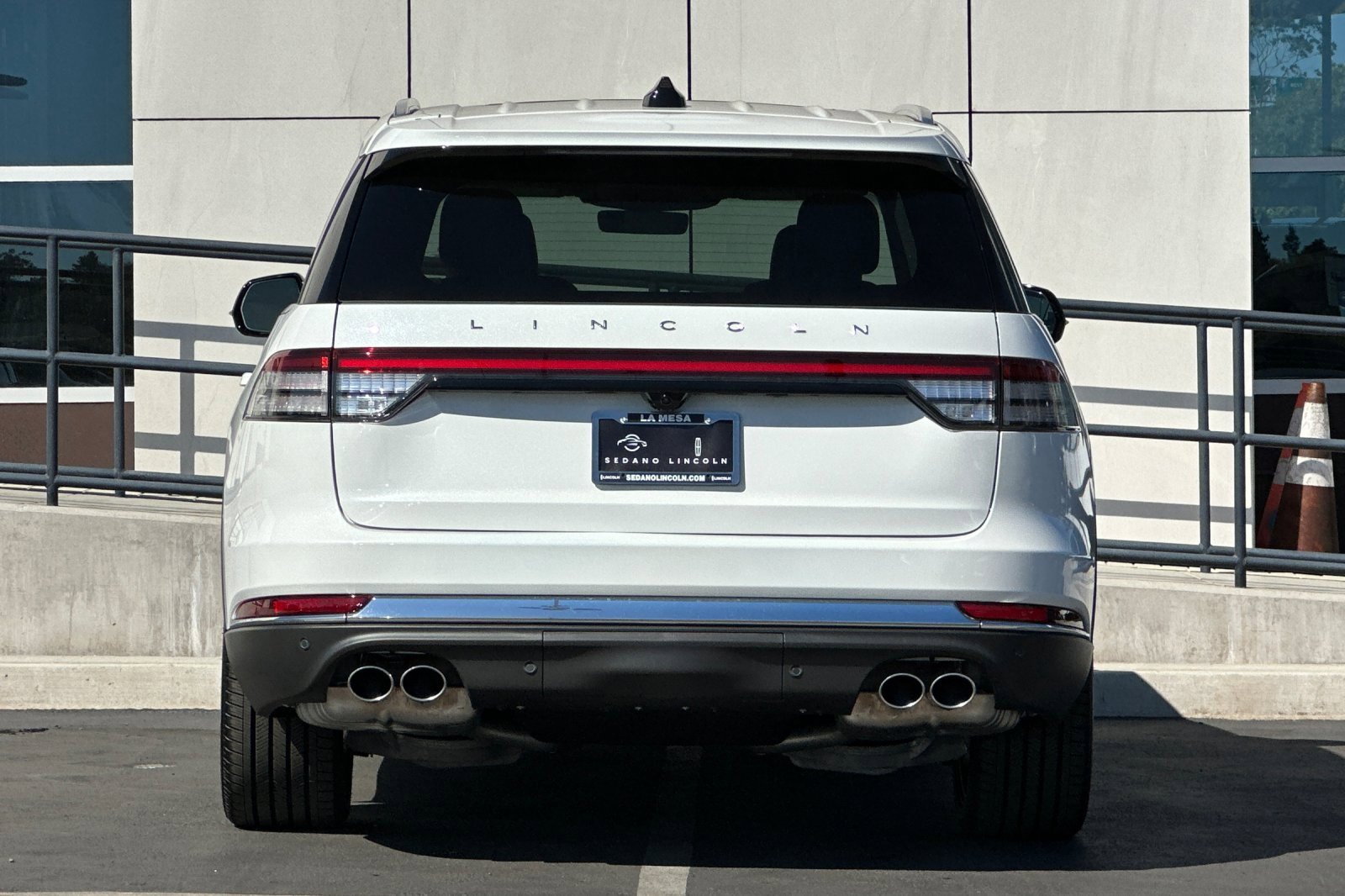 New 2025 Lincoln Aviator Reserve w/ Equipment Group 201A image 4
