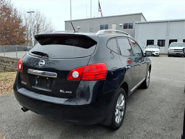 Used 2011 Nissan Rogue SV w/ SL Pkg image 2