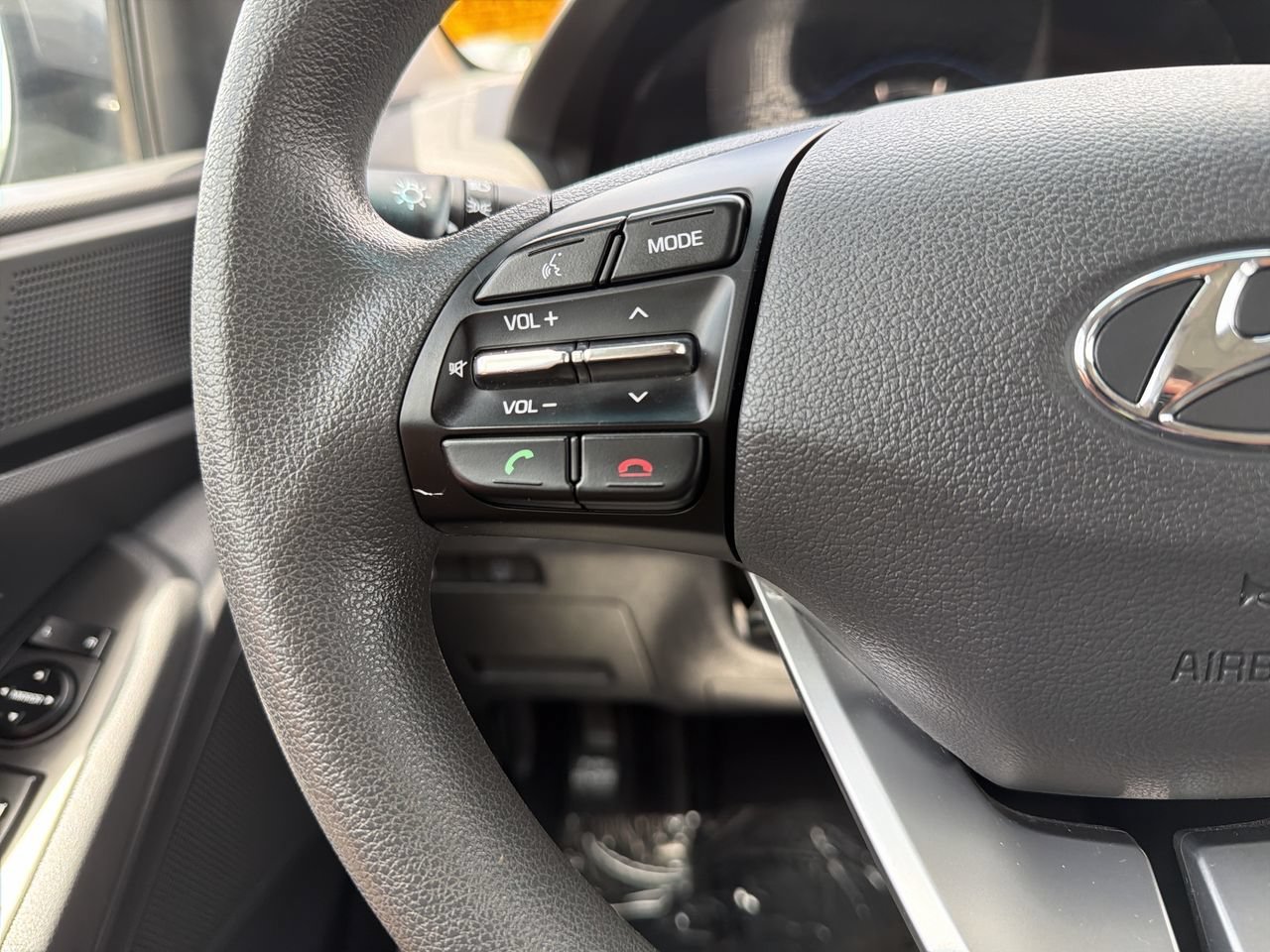 Used 2019 Hyundai Ioniq Blue FWD image 24