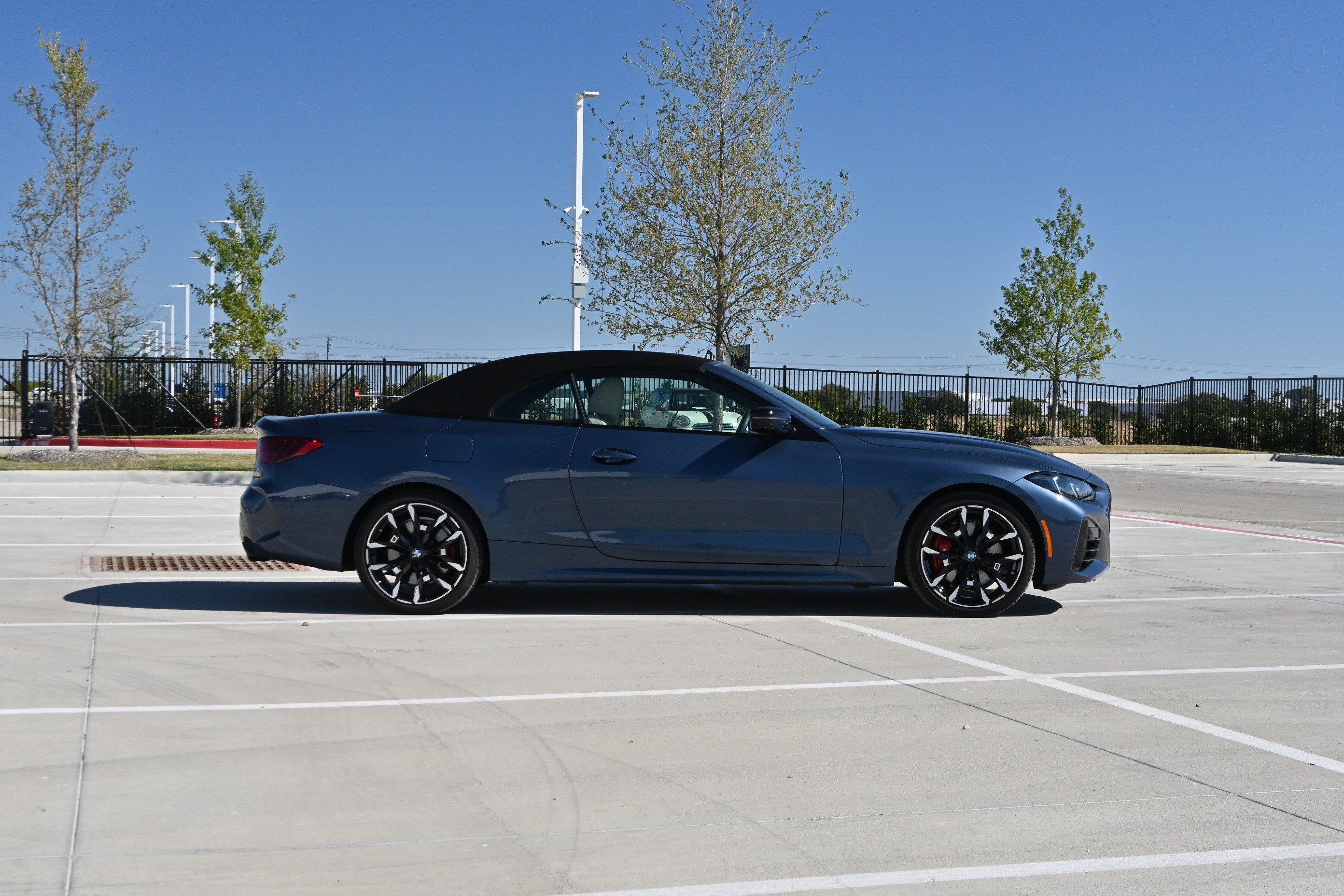 Used 2026 BMW 430i xDrive Convertible w/ M Sport Package AWD/4WD image 38